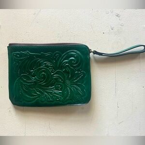 Patricia Nash Cassini Wristlet: Soft Green